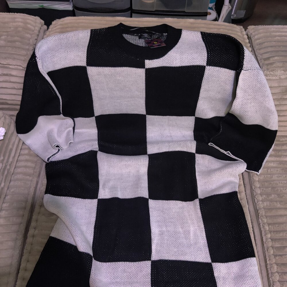 Dressed in LALA Sweater top Black and White Check LG/XL